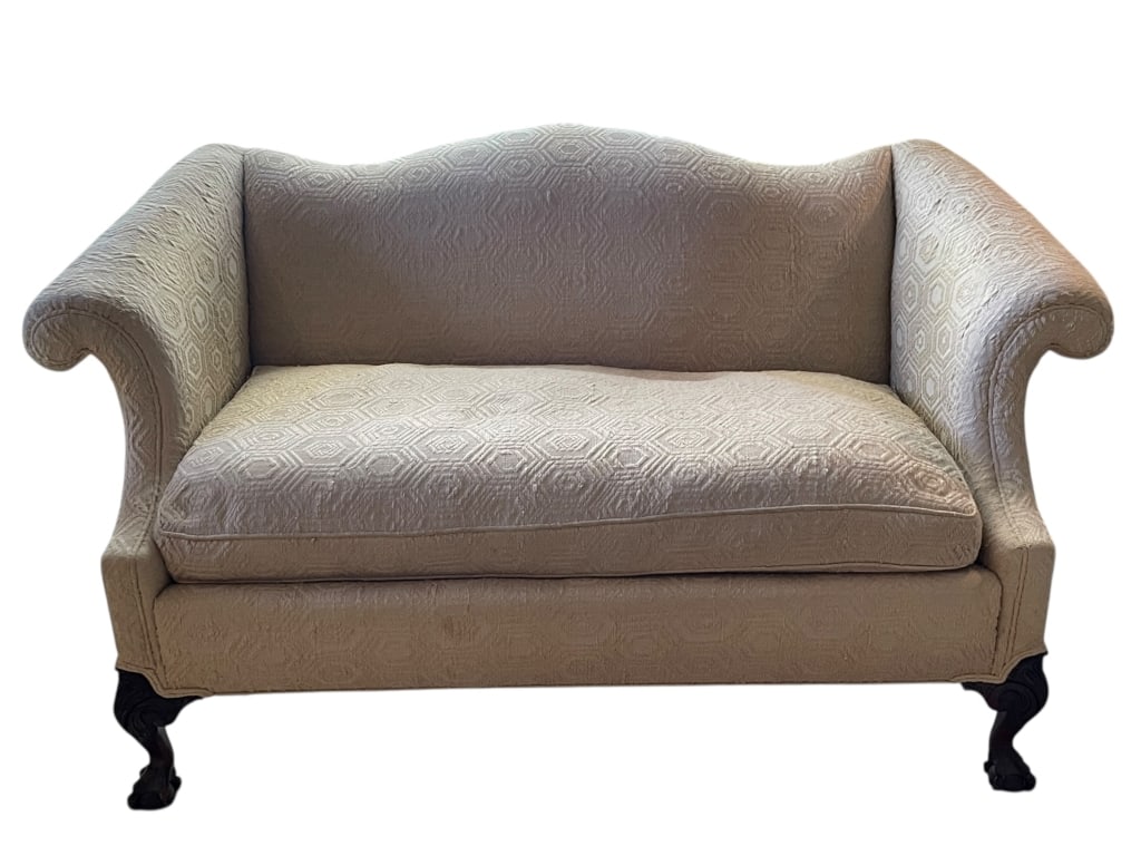 VINTAGE KLINGMAN'S OF GRAND RAPIDS LOVESEAT: ****for competitive shipping options please go to www.dejavuauctionshipping.com -This is a classic and elegant vintage loveseat by Klingman's of Grand Rapids, a recognized name in quality American fur