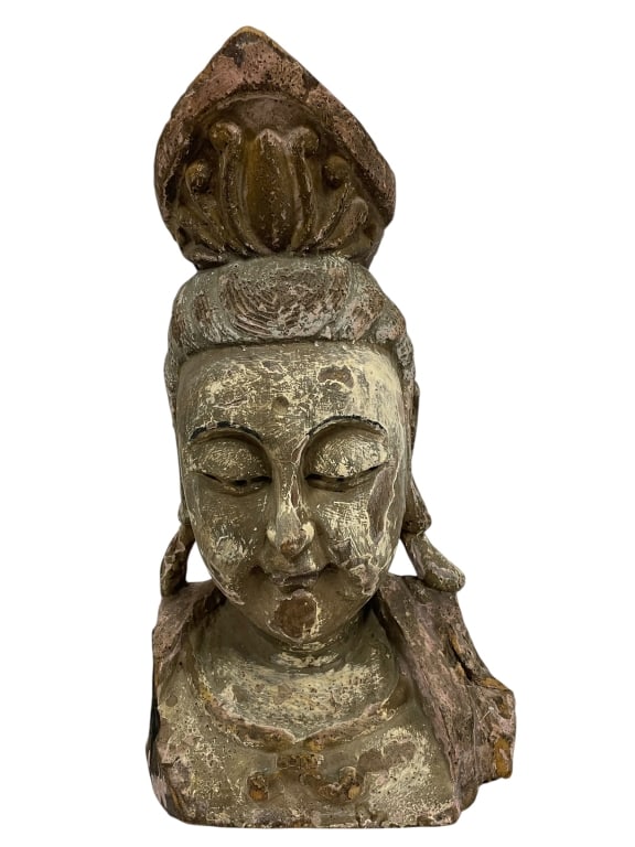 ANTIQUE CHINESE CARVED WOOD BUST OF GUANYIN 21": ****for competitive shipping options please go to www.dejavuauctionshipping.com -RARE ANTIQUE CHINESE CARVED WOOD BUST OF GUANYIN An exceptional and evocative Antique Chinese carved wood sculpture pos