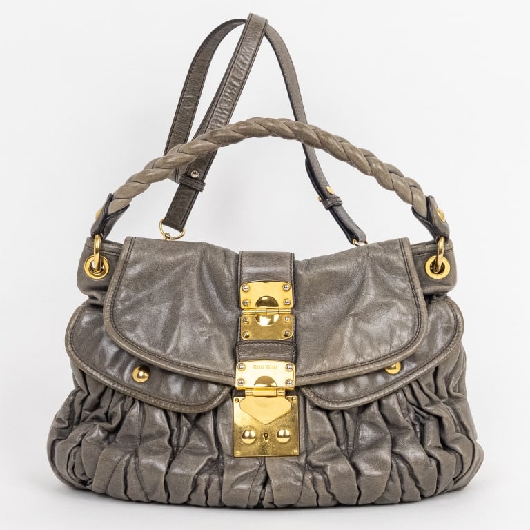 MIU MIU COFFER BAG GREEN NAPPA GAUFRE LEATHER: *For ALTERNATIVE SHIPPING QUOTES, please visit www.dejavuauctionshipping.com* Miu Miu Coffer Bag Green Nappa Gaufre Leather Gold * COLOR: Green * PRODUCTION CODE: 194 * INCLUDED: None 25*16*7cm * COND