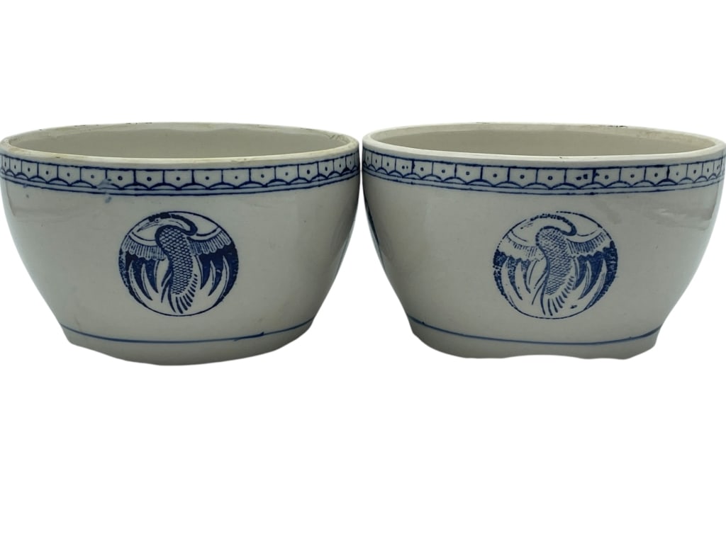 CHINESE BLUE & WHITE HERON EARTHENWARE BOWLS 5": ****for competitive shipping options please go to www.dejavuauctionshipping.com PAIR OF CHINESE BLUE & WHITE HERON MOTIF EARTHENWARE BOWLS -Decorative pair of Chinese blue and white earthenware bowls