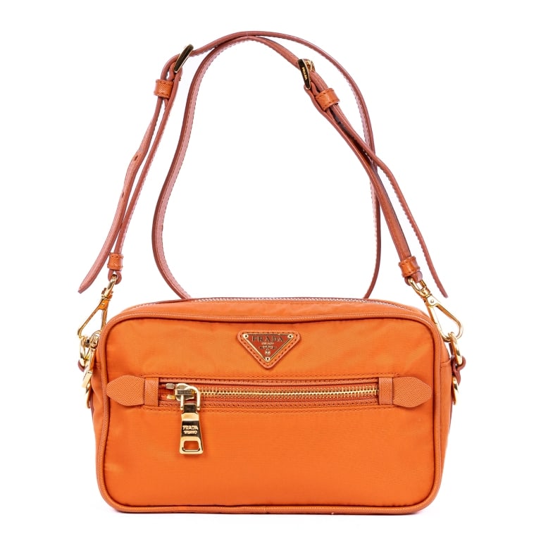 PRADA NYLON CAMERA CROSSBODY ORANGE NYLON CANVAS: *For ALTERNATIVE SHIPPING QUOTES, please visit www.dejavuauctionshipping.com* Prada Nylon Camera Crossbody Orange Nylon Canvas Gold * COLOR: Orange * PRODUCTION CODE: 173 * INCLUDED: Dustbag, Strap 21