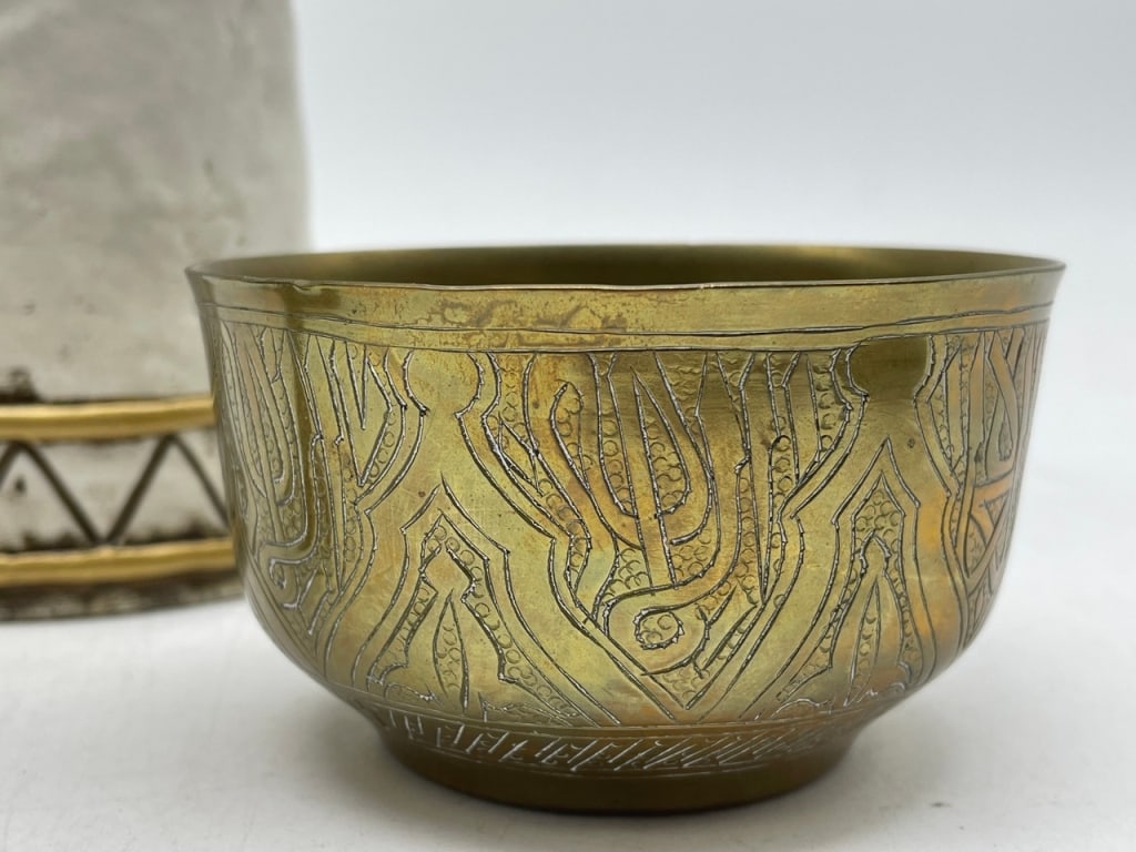 ASSORTED RELIGIOUS DEVOTIONAL LOT - 5