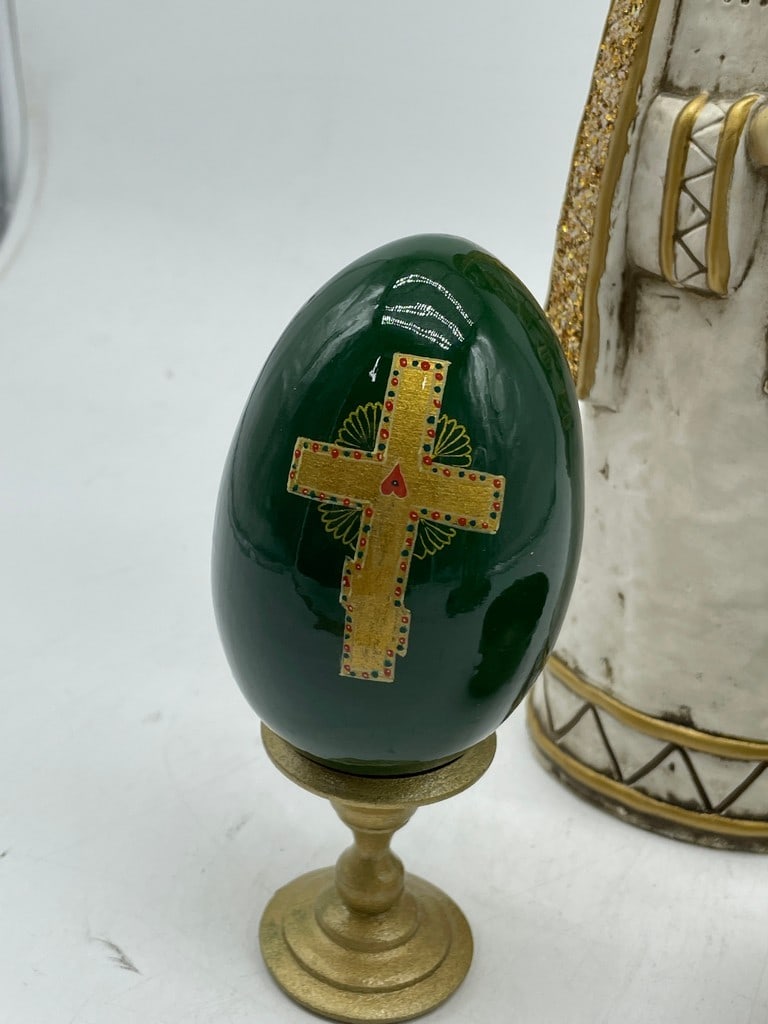 ASSORTED RELIGIOUS DEVOTIONAL LOT - 7