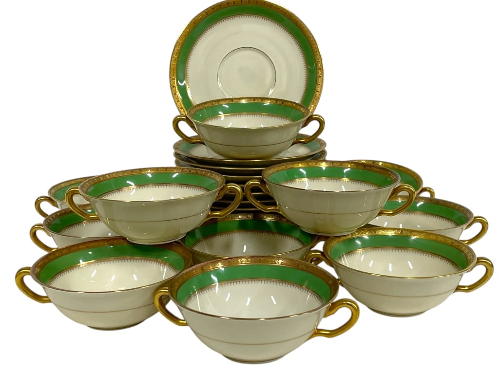 21 PC BLACK KNIGHT DBL HANDLE CUP & SAUCER SET: *for competitive shipping options please go to www.dejavuauctionshipping.com -BLACK KNIGHT DELAWARE BY HOHENBERG BAVARIA DOUBLE HANDLE CUP AND SAUCER GROUP -Lot includes 12 saucers and 11 double handl