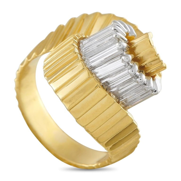 JOSE HESS 18K YG 1.65CT DIAMOND SWIRL RING 7: *Note SPECIAL SHIPPING on Luxury Jewelry BELOW* An artistic design makes this Jose Hess ring unlike anything youve seen before. The opulent 18K Yellow Gold setting features a dynamic swirl design that