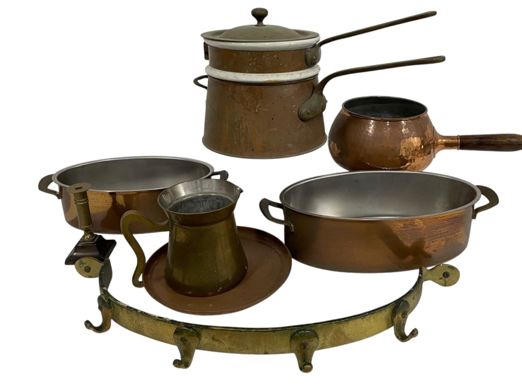 ASSORTED VINTAGE COPPER COOKWARE w WALL RACK (1 of 16)