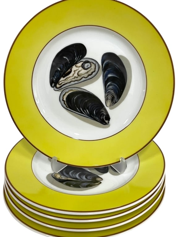 5 MOTTAHEDEH FRUITS OF THE SEA OYSTER PLATES 7.5": *for alternative shipping options please go to www.dejavuauctionshipping.com-SET OF 5 MOTTAHEDEH “FRUITS OF THE SEA” PORTUGUESE PORCELAIN PLATES-Set of five Mottahedeh “Fruits of the