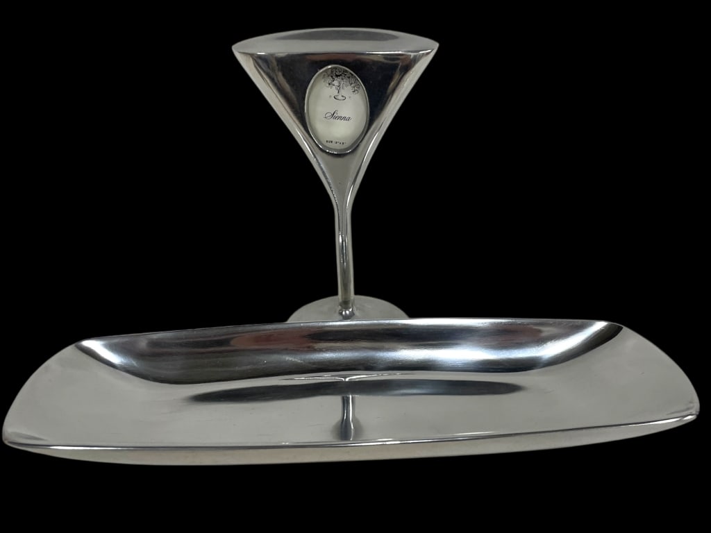 MODERN CHROME DECORATIVE TRAY & MARTINI FRAME (1 of 8)