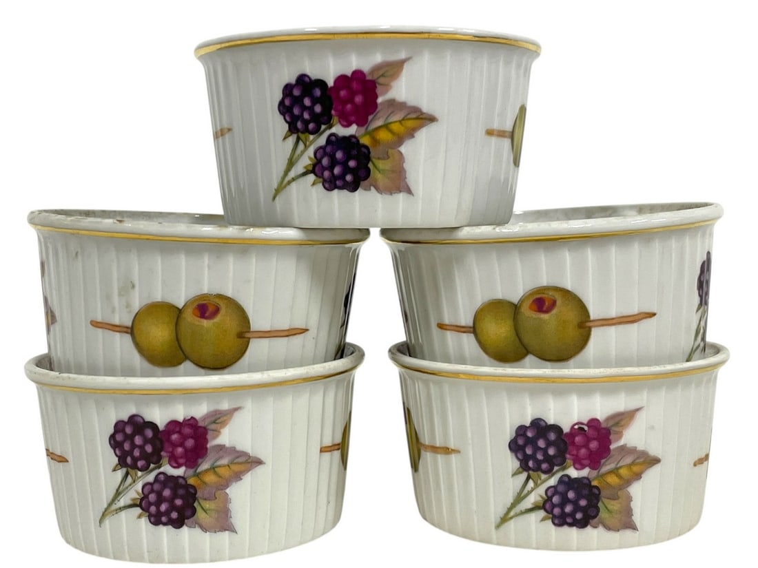 5 ROYAL WORCESTER EVESHAM RAMEKINS - 2