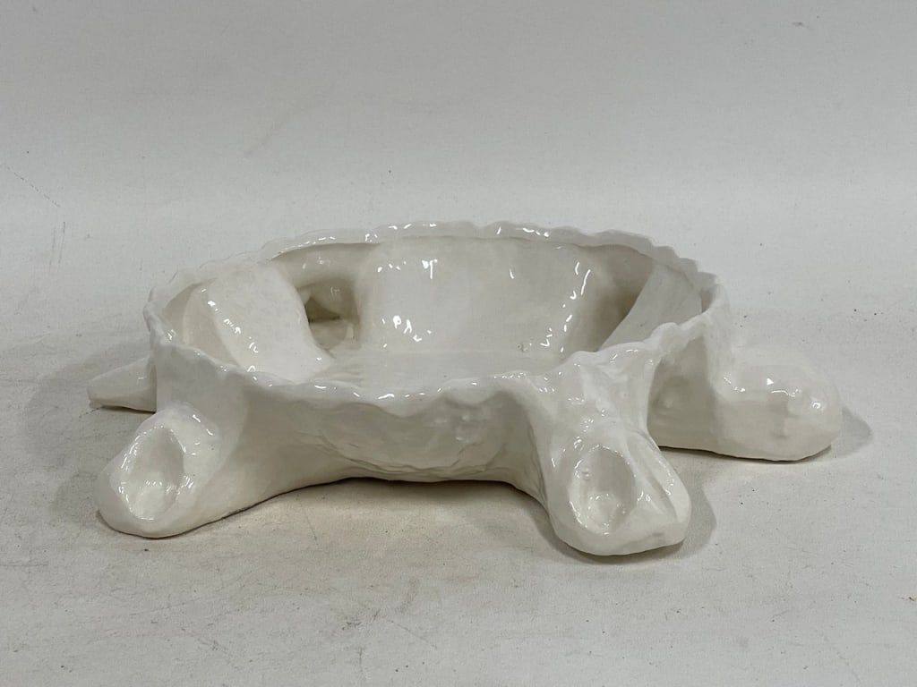 WHITE CERAMIC TURTLE FORM PLANTER 13" - 3