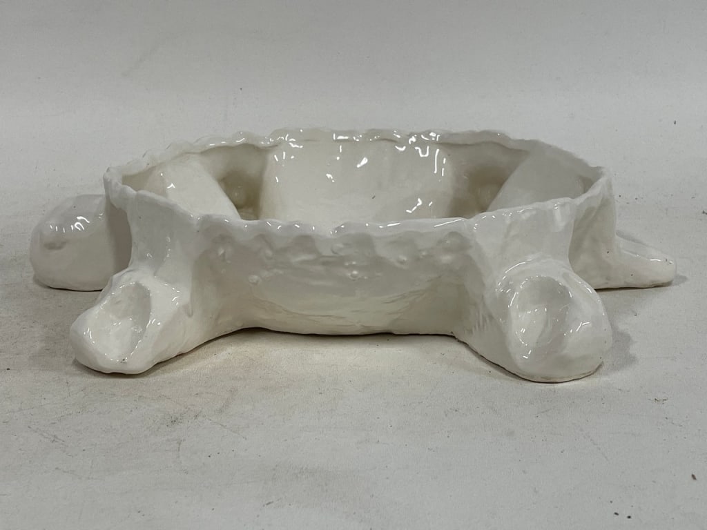 WHITE CERAMIC TURTLE FORM PLANTER 13" - 5