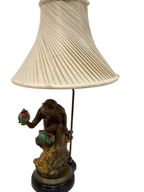 CHINESE STYLE MONKEY WITH POMEGRANATES LAMP 21" (1 of 5)
