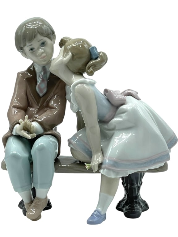 LLADRO 10 & GROWING SOCIETY FIGURINE W BOX (1 of 7)