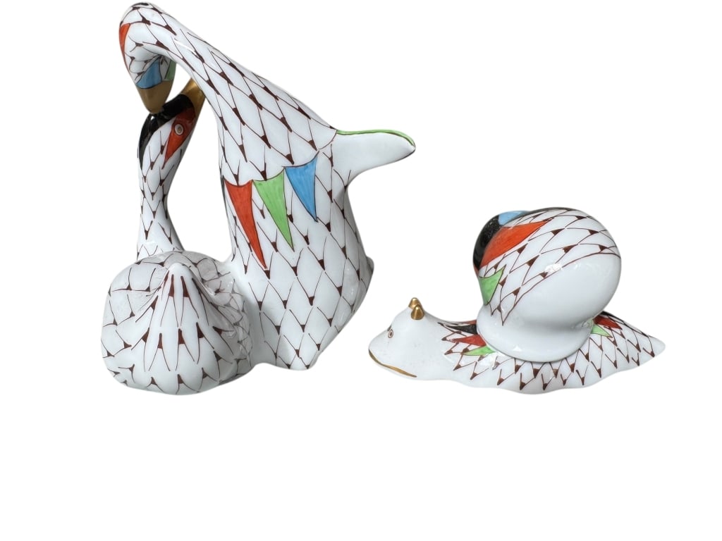 HEREND PORCELAIN FISHNET BIRD COUPLE & SNAIL LOT (1 of 4)