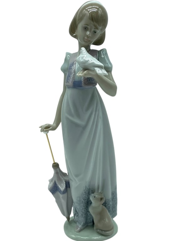 LLADRO SUMMER STROLL PORCELAIN FIGURINE W BOX (1 of 7)