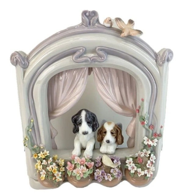 LLADRO PLEASE COME HOME PORCELAIN FIGURINE W BOX: *for alternative shipping options please go to www.dejavuauctionshipping.com -LLADRO #6502 “PLEASE COME HOME!” PORCELAIN FIGURINE 8.5" H -Charming and highly detailed Lladró porcelain figurin