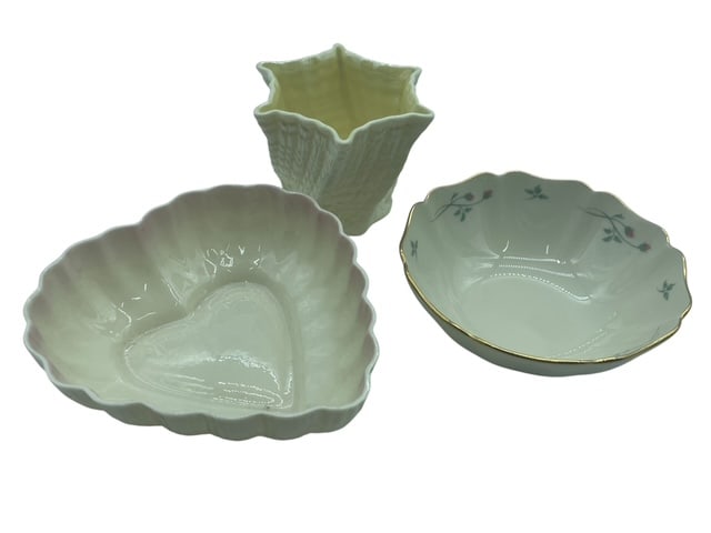 LOT OF 3 CHINA BELEEK IRELAND LENOX USA DISHES (1 of 8)