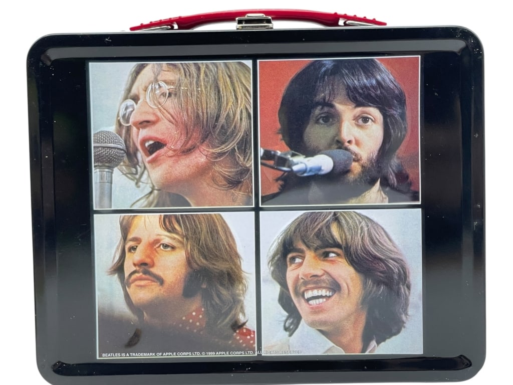 THE BEATLES METAL LUNCH BOX: *for alternative shipping options please go to www.dejavuauctionshipping.com-1999 THE BEATLES APPLE CORPS METAL LUNCH BOX-Officially licensed 1999 Apple Corps metal lunch box featuring four classic