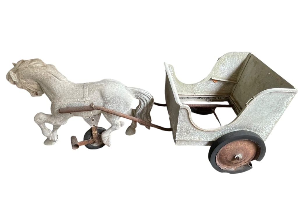 VINTAGE METAL HORSE & CART PEDAL CAR (1 of 7)
