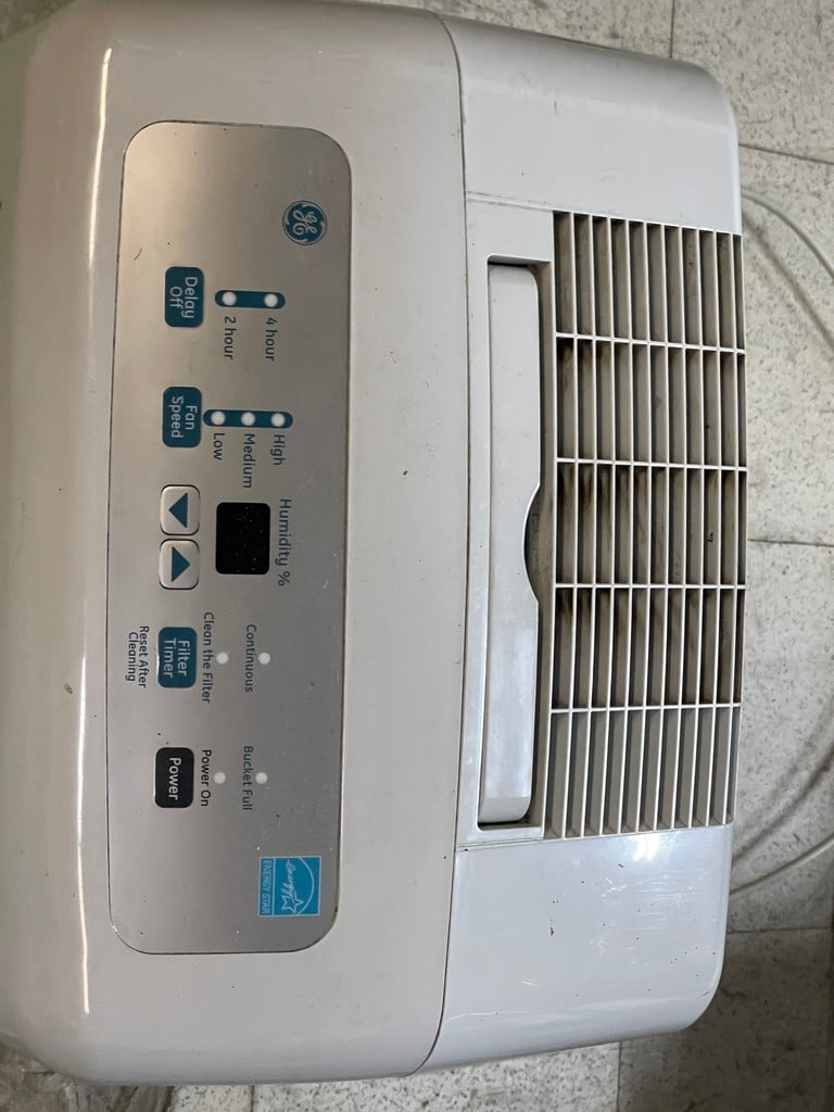 GE GRAY DEHUMIDIFIER - 4