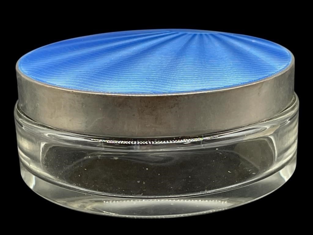 STERLING & BLUE ENAMEL POWDER BOX 65G: *for alternative shipping options please go to www.dejavuauctionshipping.com-STERLING & BLUE ENAMEL POWDER BOX 65G-GOOD PRE OWNED CONDITION, SOME WEAR ON ENAMEL LID (SEE PHOTOS)-65G-APPROX 3.5" X
