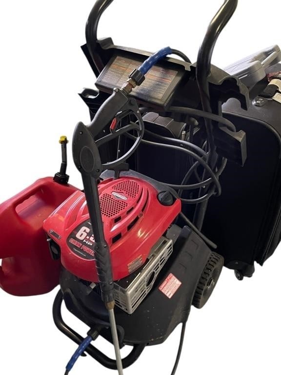 BRIGGS & STRATTON 6.5 HP GAS PRESSURE WASHER (1 of 5)