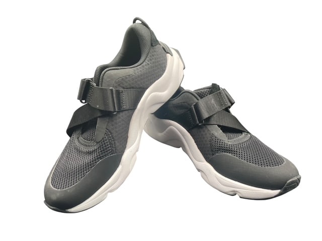 SOREL ATHLETIC STRAP SNEAKERS SIZE 10.5 (1 of 8)