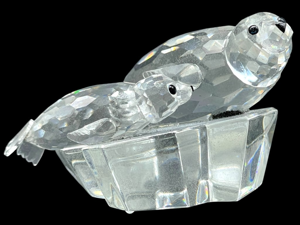 SWAROVSKI TWO SEALS CRYSTAL FIGURINE W BOX 4" (1 of 8)