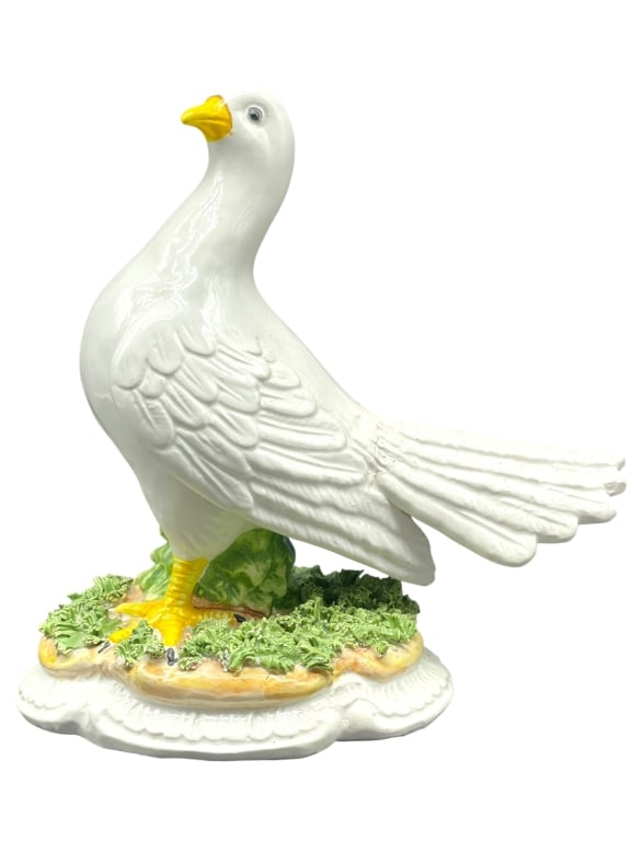 VINTAGE ITALIAN CERAMIC WHITE DOVE FIGURINE 9" (1 of 10)
