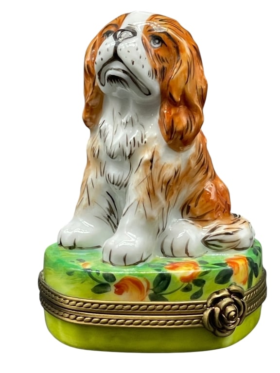 LIMOGES CAVALIER KING CHARLES TRINKET BOX 3" (1 of 7)