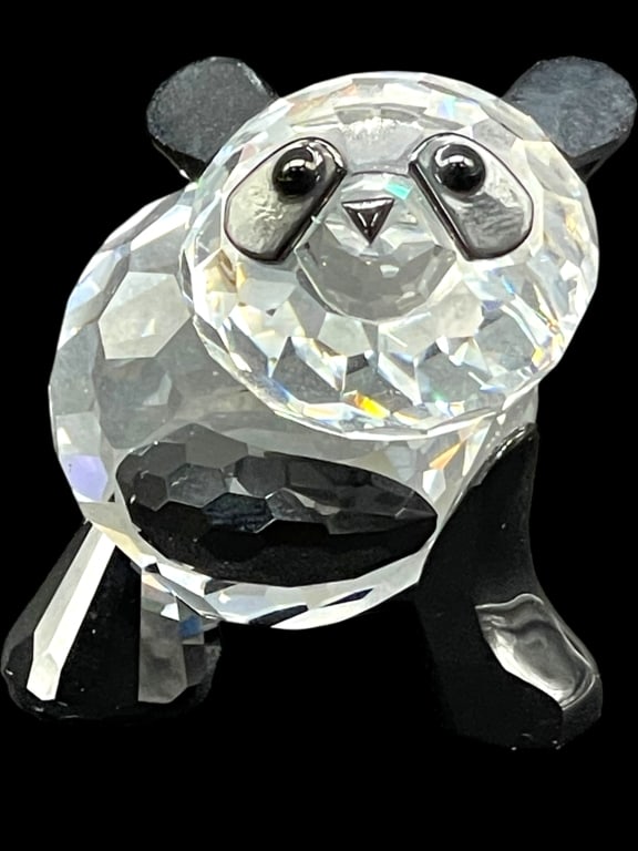 SWAROVSKI CRYSTAL PANDA BEAR FIGURINE 2" (1 of 8)