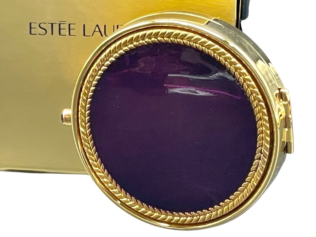 NIB ESTEE LAUDER ROYAL MOON LUCIDITY COMPACT (1 of 9)