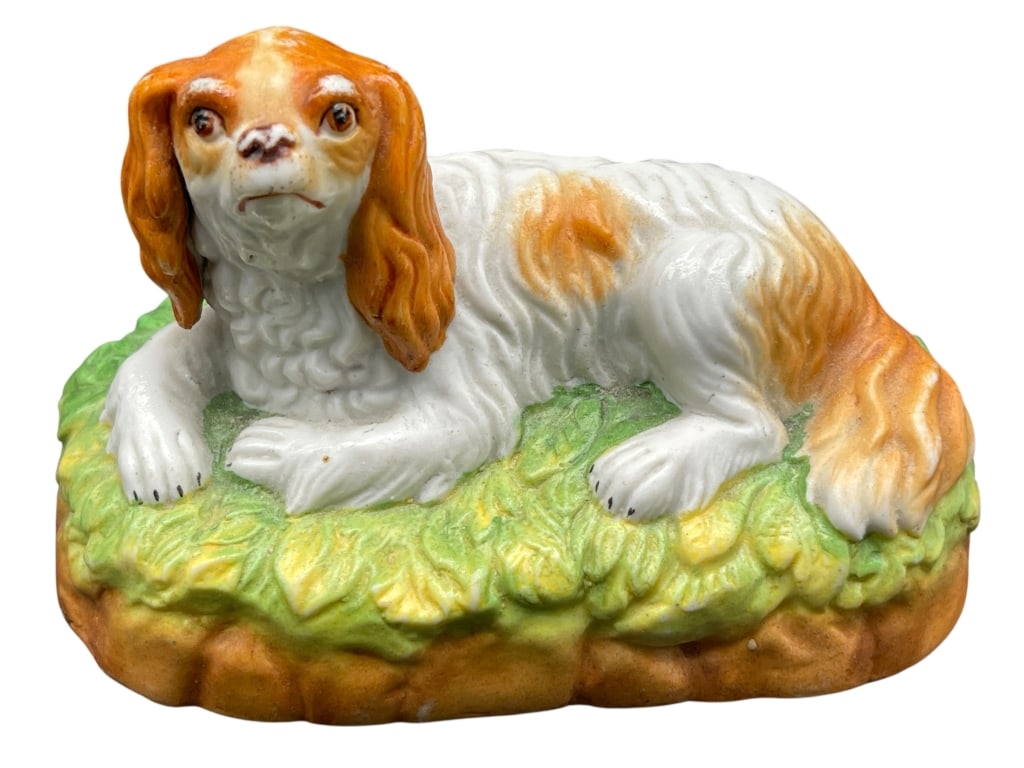 ANTIQUE STAFFORDSHIRE STYLE KING CHARLES SPANIEL E (1 of 6)