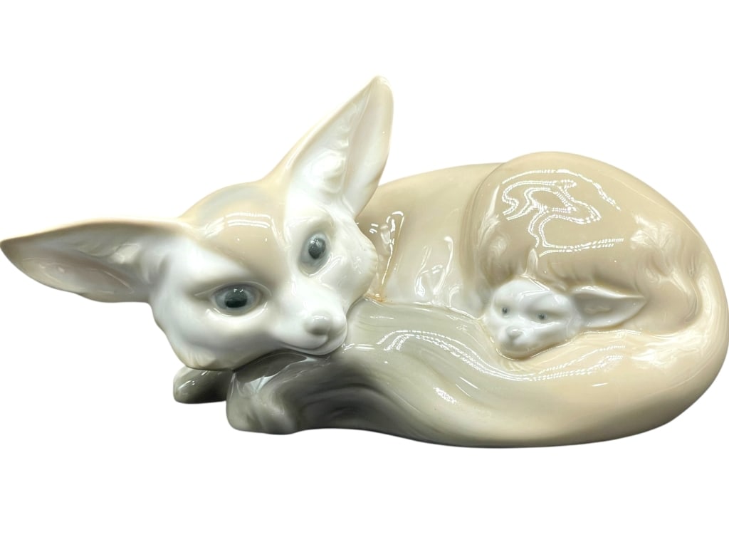 LLADRO FOX AND CUB PORCELAIN FIGURINE 6" (1 of 6)