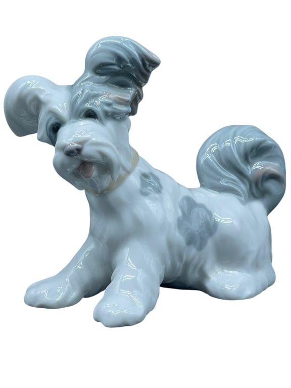 LLADRO SKYE TERRIER FIGURINE (1 of 7)