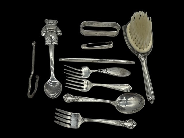 ESTATE LOT OF BABY STERLING SILVER VANITY MIX 126G (1 of 11)