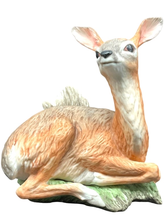 BOEHM WHITE-TAILED DEER PORCELAIN FIGURINE 5" (1 of 6)