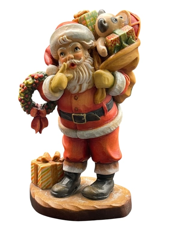 SARAH KAY DESIGN VALENTINE SANTA FIGURINE (1 of 6)