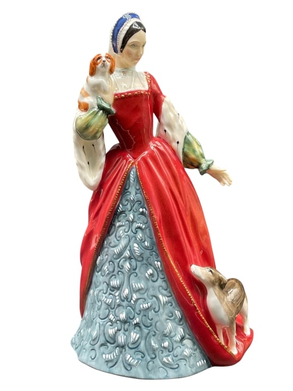 ROYAL DOULTON ANNE BOLEYN HN3232 FIGURINE 8.5" (1 of 8)