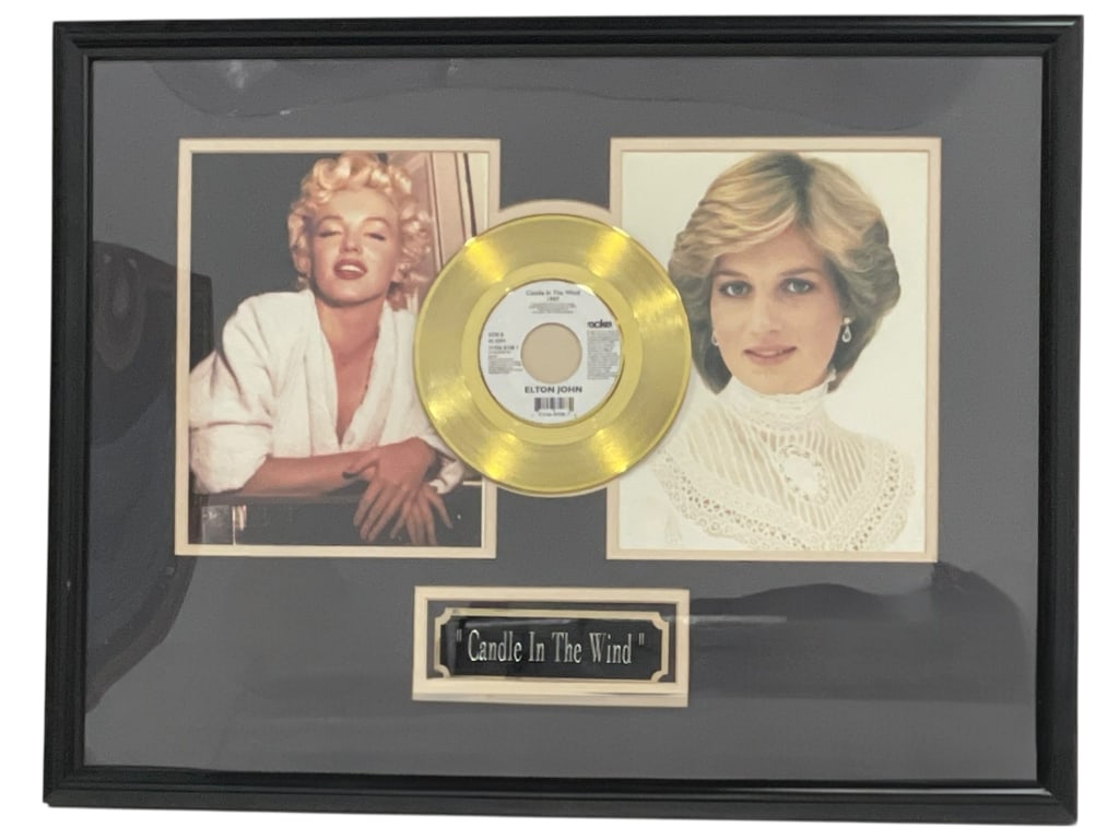 ELTON JOHN PRINCEES DI MARILYN MONROE DISPLAY 19" (1 of 6)