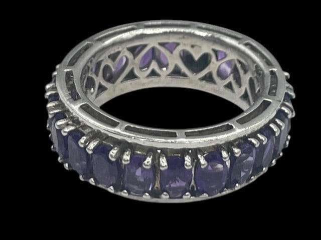STERLING SILVER AMETHYST SPINNER SPINNING RING 7.5: *For ALTERNATIVE SHIPPING QUOTES or local PICKUP details, please visit www.dejavuauctionshipping.com* ARTISAN MADE AND DESIGNED STERLING SILVER RINGS! We have many of these from the same designer and