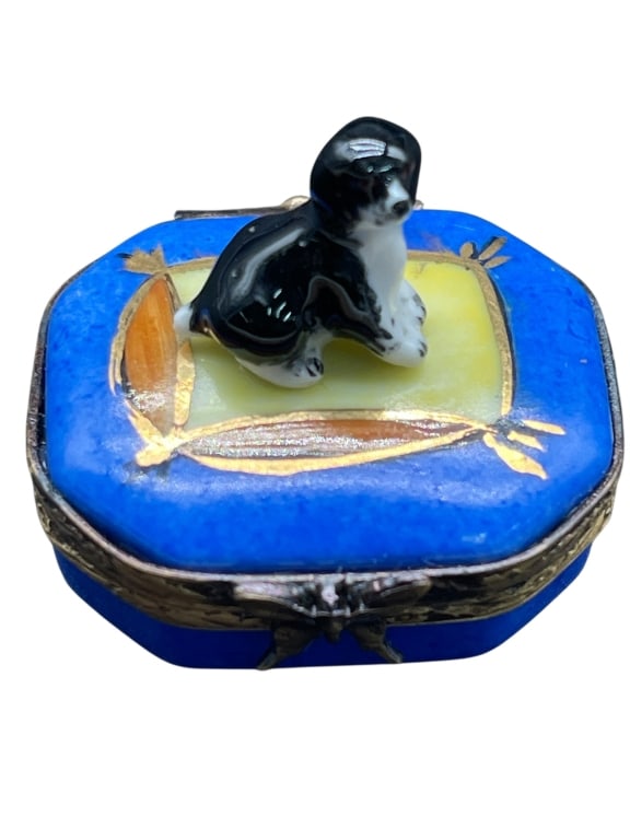 LIMOGES PEINT PUPPY MINIATURE TRINKET BOX 1.5" (1 of 1)