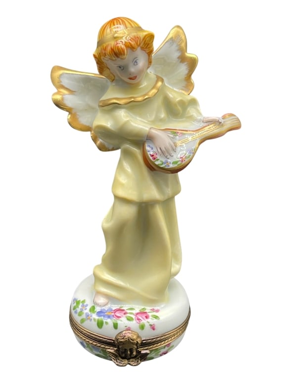 PRETTY LIMOGES ANGEL W/MANDOLIN TRINKET BOX 4": For ALTERNATE shipping quote or LOCAL PICK-UP DETAILS, please visit dejavuauctionshipping.com 1-4" HAND PAINTED LIMOGES PORCELAIN ANGEL FIGURAL TRINKET BOX PEINT MAIN Charming hand painted Limoges por