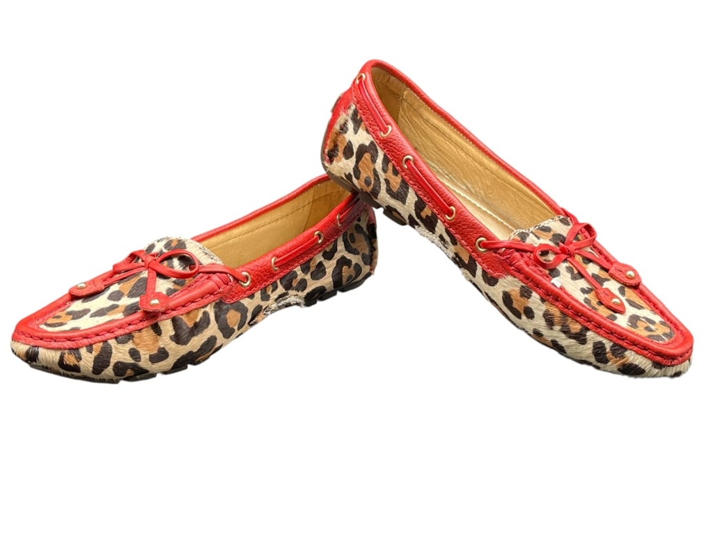 MARC JOSEPH NY LEOPARD PONY HAIR LOAFERS 8: For ALTERNATE shipping quote or LOCAL PICK-UP DETAILS, please visit dejavuauctionshipping.com MARC JOSEPH NEW YORK LEOPARD CALF HAIR DRIVING MOCS Designer women’s Marc Joseph New York driving moccas