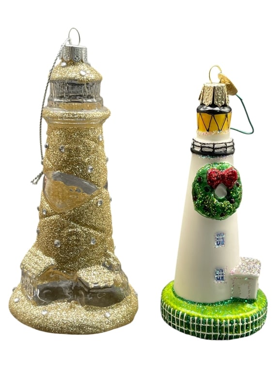 LOT OF 2 LIGHTHOUSE ORNAMENTS GLASS 5.5"–6" H: For ALTERNATE shipping quote or LOCAL PICK-UP DETAILS, please visit dejavuauctionshipping.com LOT OF 2 VINTAGE LIGHTHOUSE CHRISTMAS ORNAMENTS HAND BLOWN GLASS COASTAL HOLIDAY DECOR 5.5"–6" H Charmin