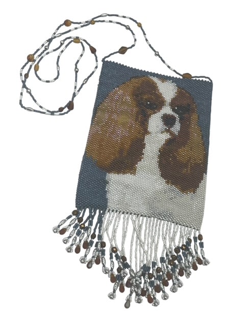 TINY BEADED CAVALIER KING SPANIEL FRINGE BAG 6": *For ALTERNATIVE SHIPPING QUOTES or local PICKUP details, please visit www.dejavuauctionshipping.com* 6" in size Excellent condition msn By bidding on this listing, you understand and agree to be boun