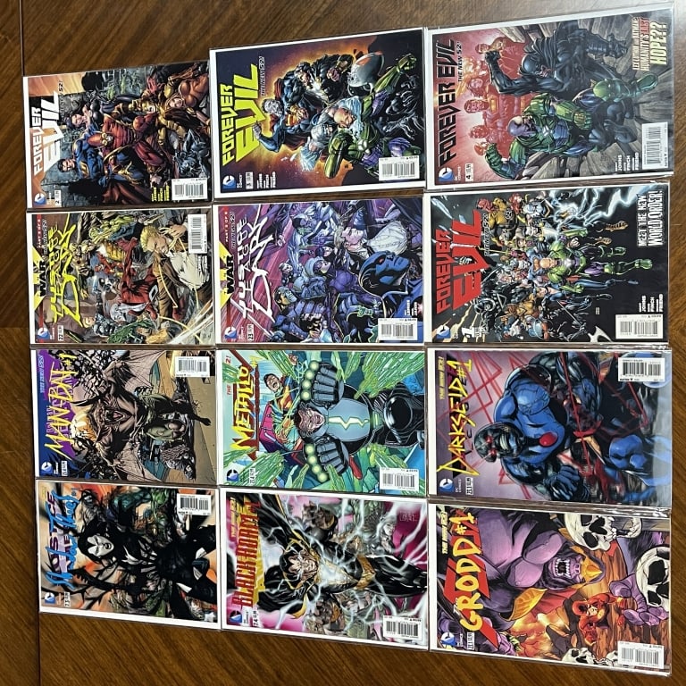 DC FOREVER EVIL NEW 52 COMIC BOOK LOT OF 12: For ALTERNATE shipping quote or LOCAL PICK-UP DETAILS, please visit dejavuauctionshipping.com DC NEW 52 FOREVER EVIL EVENT COMIC BOOK LOT OF 12 FEATURING DARKSEID, FOREVER EVIL, AND VILLAIN STORYLINES