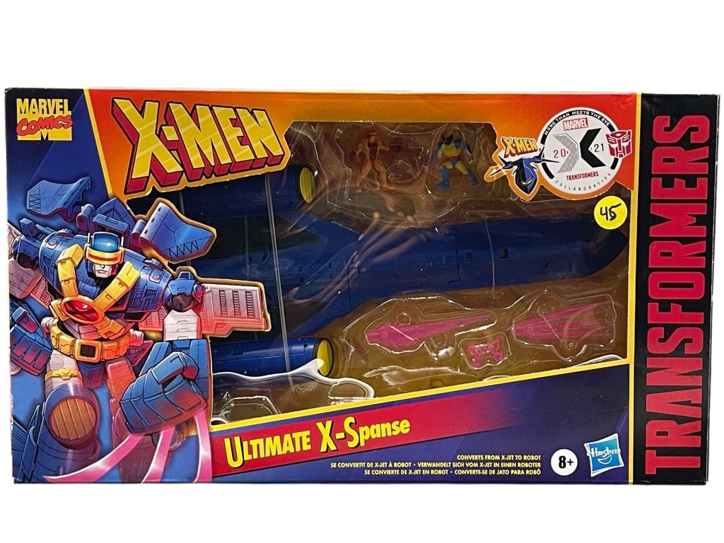 CAPTAIN MARVEL 3D COMIC STANDEE LOOTCRATE - 2