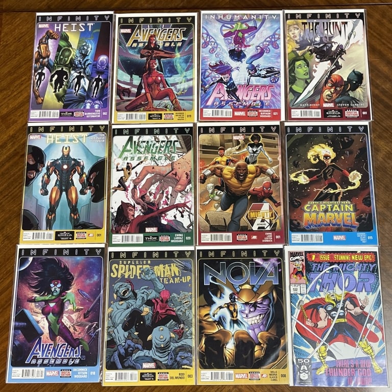 MARVEL AVENGERS INFINITY COMIC BOOK LOT OF 12 (1 of 2)