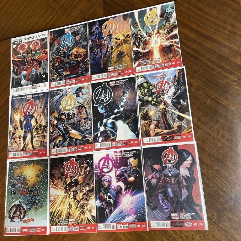 MARVEL AVENGERS COMIC BOOK LOT OF 12 MARVEL NOW (1 of 2)